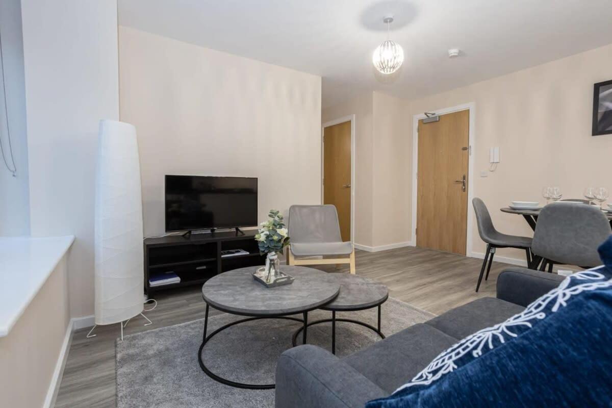Lovely 1 Bedroom Apartment In Manchester Exterior foto