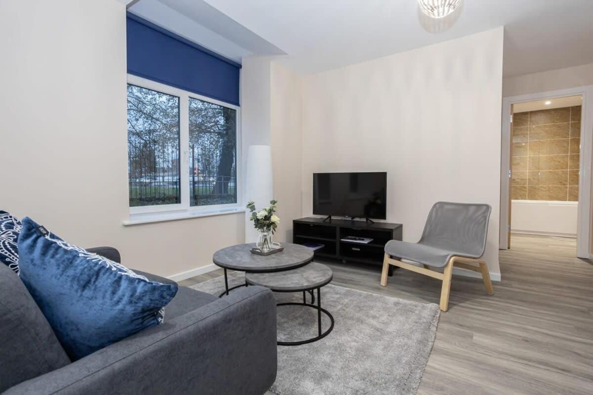 Lovely 1 Bedroom Apartment In Manchester Exterior foto
